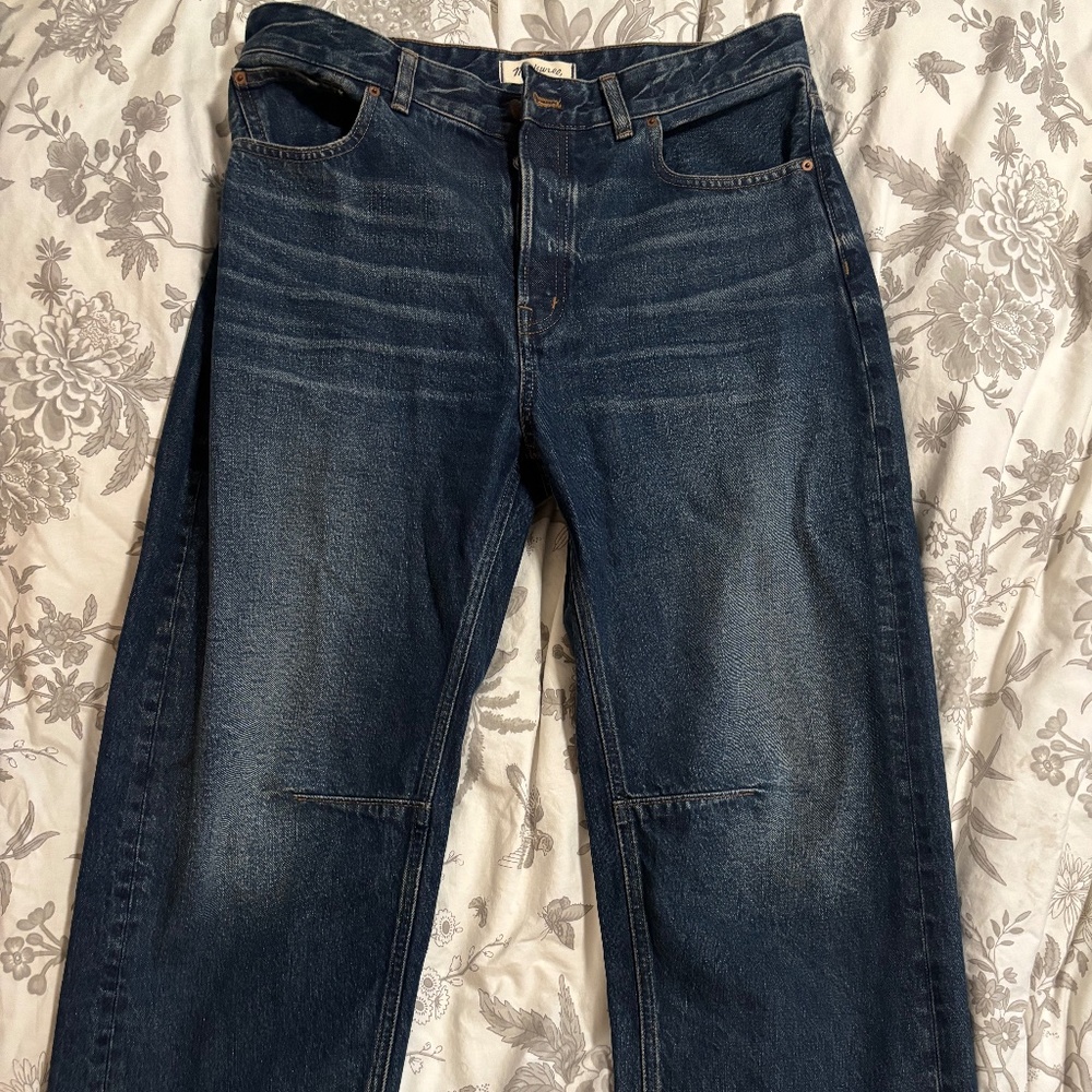 Madewell Darted Barrel Jeans - size 29